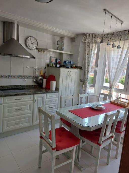 Chalet Urbano En Salamanca Santa Marta de Tormes Esterno foto