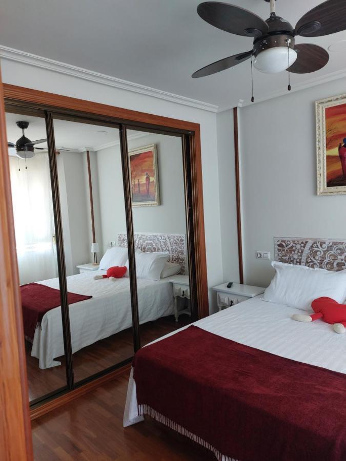 Chalet Urbano En Salamanca Santa Marta de Tormes Esterno foto